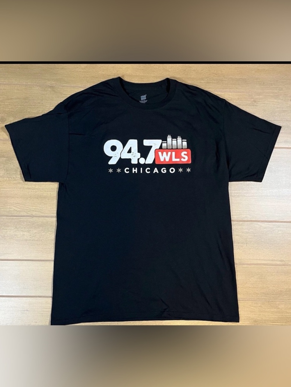 Chicago 94.7 WLS Radio Station Skyline Shirt L